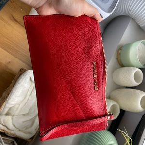 MK wristlet (crease in it)